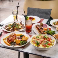 استخدام تضمینی تعداد محدودی نیرو در رستوران|استخدام خدمات فروشگاه و رستوران|تهران, سعادت‌آباد|دیوار