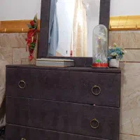 سرویس تخت خواب با تشک و میز آرایش کامل|تخت و سرویس خواب|سراوان, |دیوار