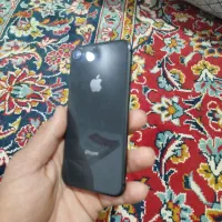 ایفون 8