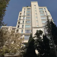 نیاوران ۲۲۰ متر طبقه ۱۰