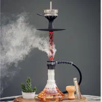 کارگر کافه،قلیان زن