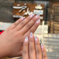 دستیار ناخن