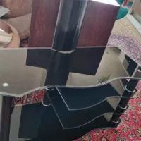 میز تلویزیون شیشه ای با براکت