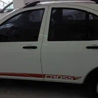 کوییک آر رنگ سفید قرمز مدل 99