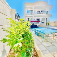 اجاره-عمارت-سفید-2خواب-مستر-با-استخر-رو-باز
