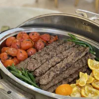 صندوقدار و سالن کار خانم جهت همکاری نیازمندیم