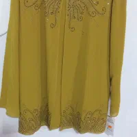 به علت جمع کردن مغازه لباس ها به فروش میرسد