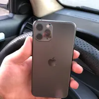 اپل iPhone 11 Pro با حافظهٔ ۲۵۶ گیگابایت