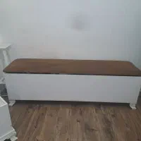 صندلی  که درش باز میشه و کلی جا داره