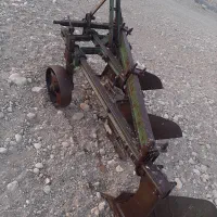 گاوآهن|ماشین‌آلات صنعتی|فامنین, |دیوار