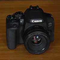 دوربین کانن EOS 850D