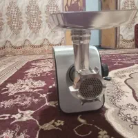 چرخ گوشت نوصفربدون کارکردقیمت مقطوع|خردکن، آسیاب، غذاساز|قلعه گنج, |دیوار