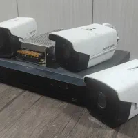 ۴عدد دوربین هایک ویژن + دستگاه ۴ کانال و آداپتور
