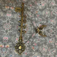 لوستر|لوستر و چراغ آویز|گلستان (تهران), |دیوار