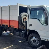 ایسوزو خودروی زباله بر مدل ۸۶ تمیز