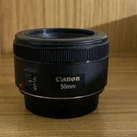لنز فیکس کنون با f 1/8