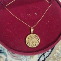 مدال و زنجیر طرح ورساچ