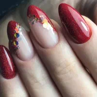 نیازمند به مدل ناخن (پک یلدایی هم دریافت میکنید)|خدمات آرایشگری و زیبایی|رشت, لاکانی|دیوار