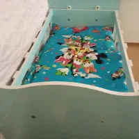 تخت کمد بچه تر تمیز بخاطر بچه ام بزرگ شده میفروشم