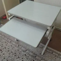 میز کامپیوتر تمیز (نئوپان و فلز)