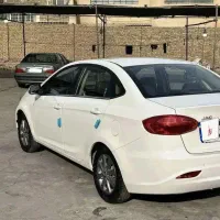 ماشین j 4 مدل 1403 با جک