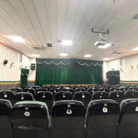 سالن همایش و آمفی تئاتر 150 نفره