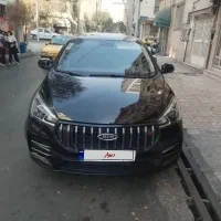 ماشین عروس و برای کرایه روزانه با راننده