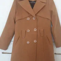 پالتو فوترسایز ۳ پالتو پانچ درحدنو  هرکدام ۴۰۰