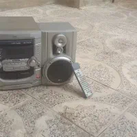 دستگاه سیدی خور و کاست خور همراه یک ضبط