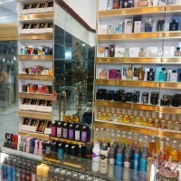 نیازمند همکار در فروشگاه عطر و ادکلن