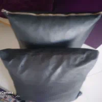 دوتا بالش چرمی ۶۰×۶۰شهرک گلستان|رختخواب، بالش، پتو|تهران, گلستان (شهرک راه آهن)|دیوار