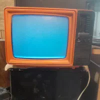 وسایل آنتیک و قدیمی|کلکسیون اشیاء عتیقه|فلاورجان, |دیوار