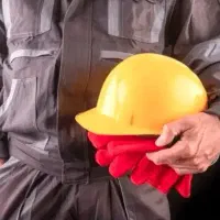 استخدام اپراتور تولید آقا در کارخانه قطعات خودرو