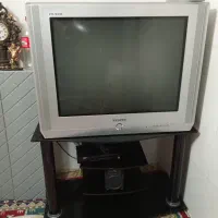 تلوزیون 29 اینچ همراه با میز