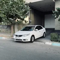 سراتو سفید مدل ۹۸