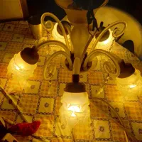 یک عدد لوستر ۵لامپه سالم فقط ۱میلیون تومان