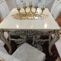 میز غذا خوری ۴نفره سالم و تمیز