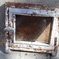 در لانه مرغ