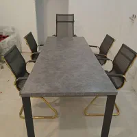 صندلی اداری طلایی توری میز کنفرانس طرح بتون فلز