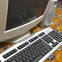 کامپیوتر قدیمی سالم