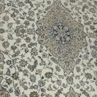 دو فرش ۱۲متری زمینه سبز و یک فرش ۶متری کرم|فرش|نشتارود, |دیوار