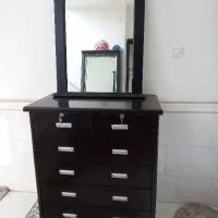 آینه و میز دراور بسیار نو و تمیز