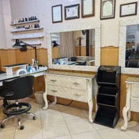 اجاره لاین ناخن و مژه فقط 1200 فقط به مدت یک هفته|اجارهٔ دفتر کار، اتاق اداری، مطب|مشهد, شهرک رازی (شهرک غرب)|دیوار