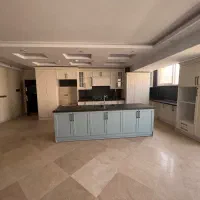 ۲۰۰ متری نوساز میدان گلها خ هشت بهشت