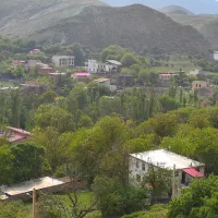 خانه باغ قدیمی شهر امن و همیشه بهار کیلان