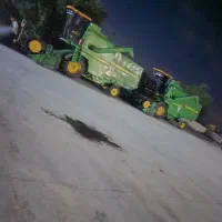 دوعدد کمباین آماده برای برداشت چلتوک