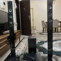 کاملا سالم و نو سینما خانه و سه عدد باند