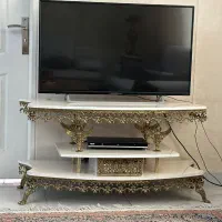 زیر تلوزیون برنز