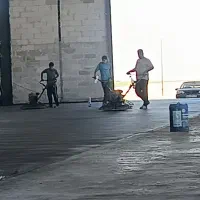 بتن ریزی باماله پروانه وتراز لیرزی|خدمات پیشه و مهارت|زنجان, |دیوار