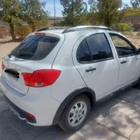 تارا مشکی ۱۴۰۲و کوییک سفید۱۴۰۲|خودرو سواری و وانت|کرمان, |دیوار